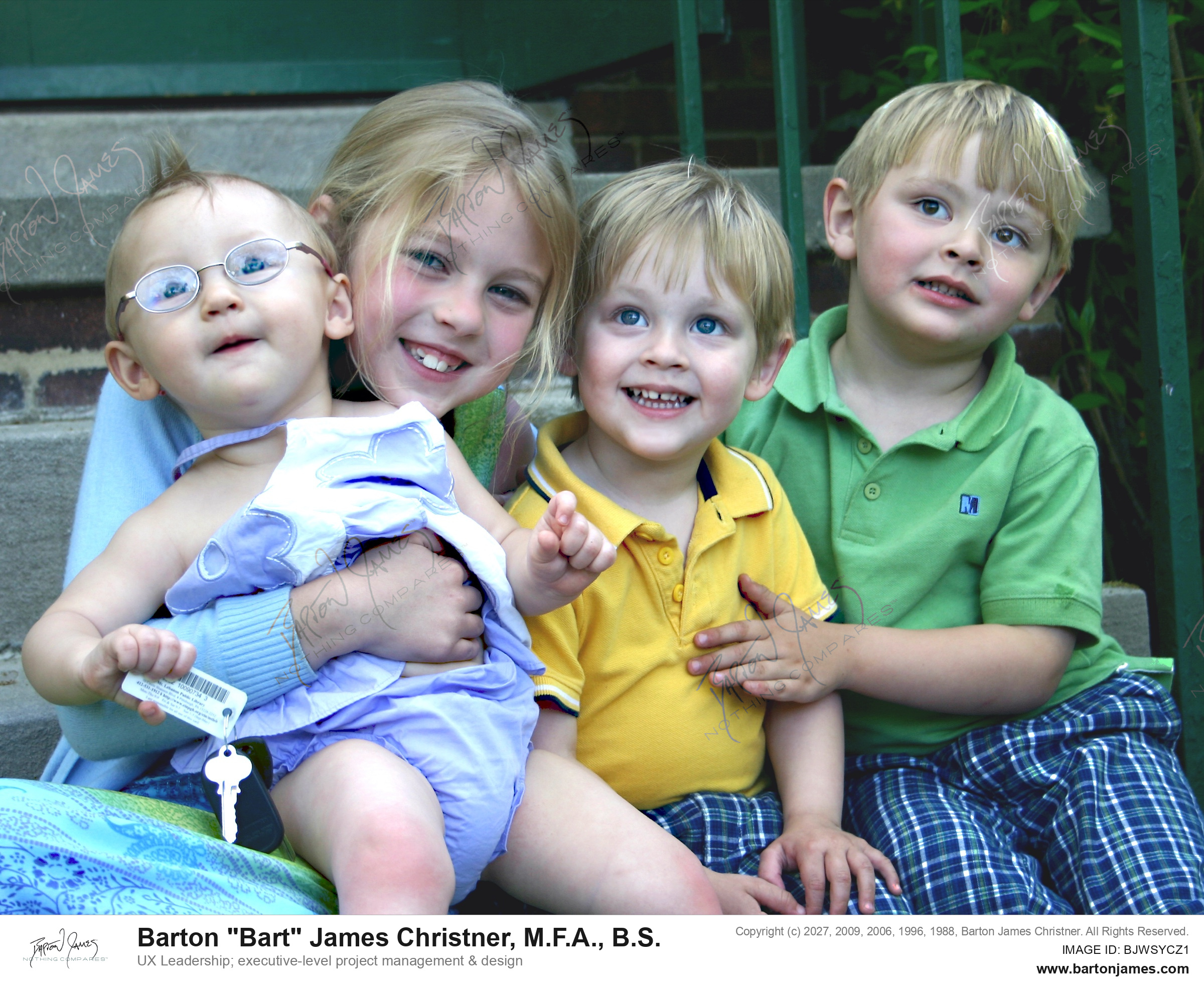 20050510 PORTRAIT FAMILYPortraits Great Kids Nanas Porch Erin Tessa Reed Luke PHOTO